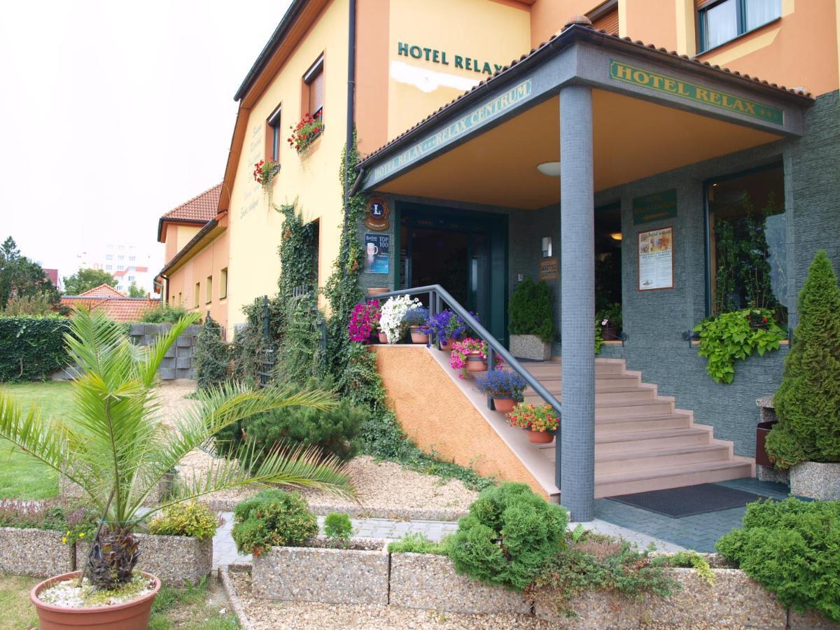 Hotel Relax U Drsu Tábor Exteriör bild